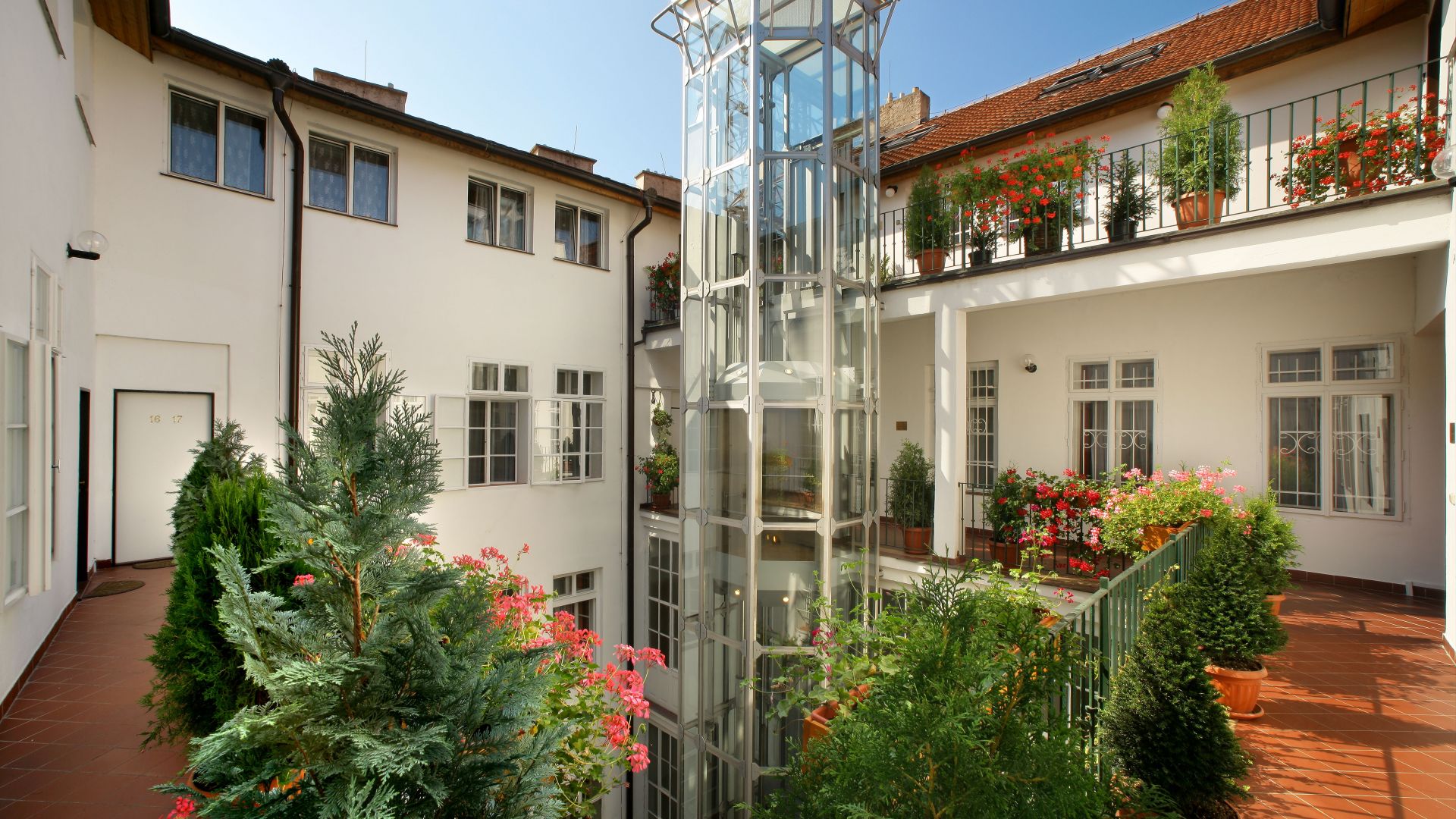 Gallery - Exterior :: Hotel Salvator Prague